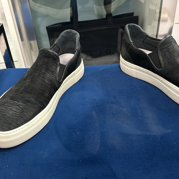 Men’s Italian leather sneaker slip on gently used - Picture 4 of 5